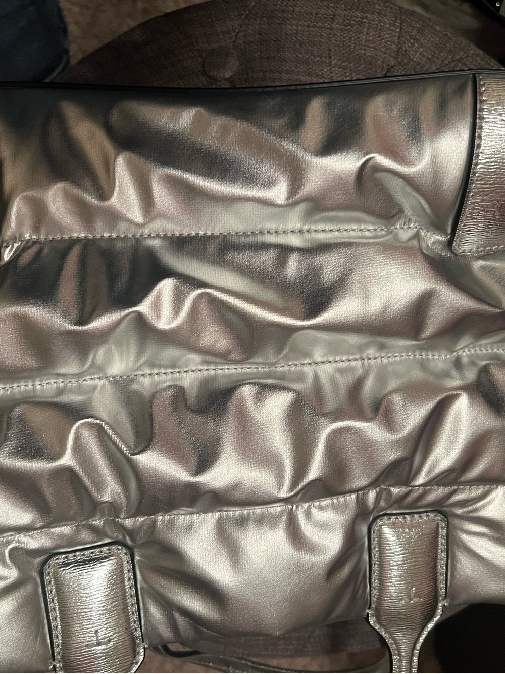 Tory Burch Silver Quilted Puffer Tote with Logo - Picture 7 of 11